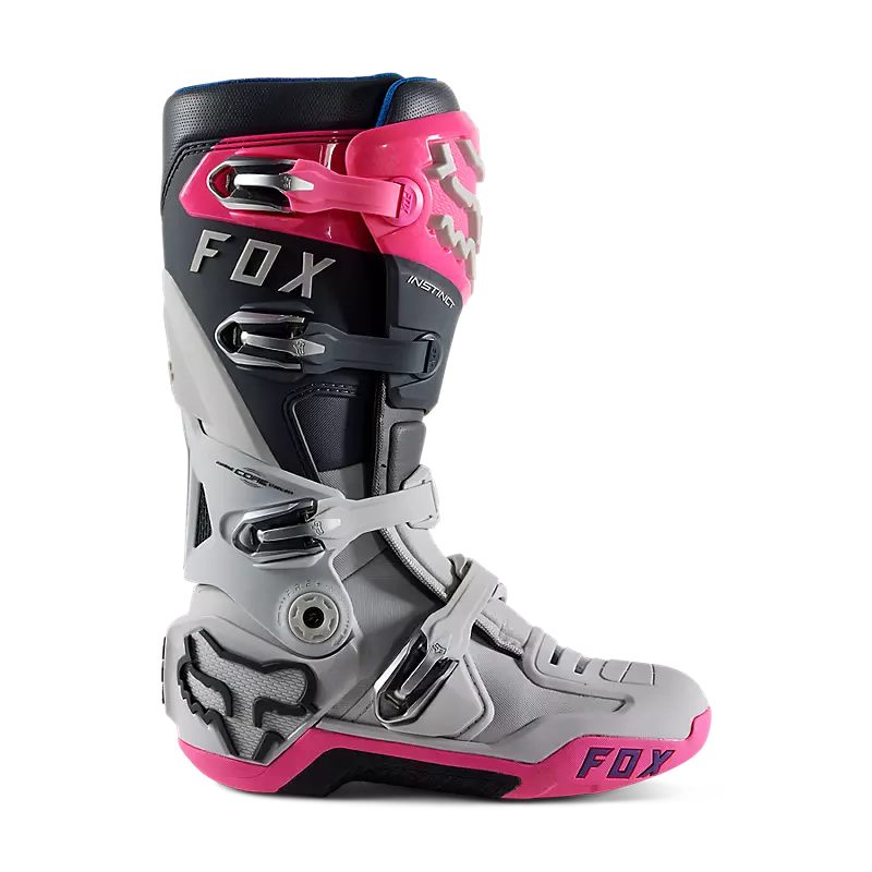 INSTINCT BOOTS