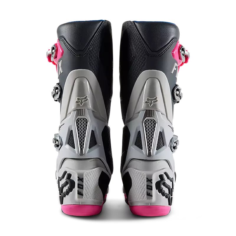 INSTINCT BOOTS