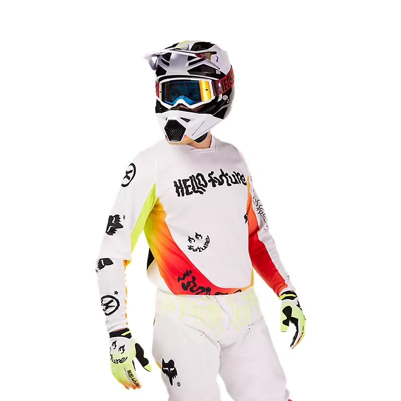 HELLO FUTURE GEAR SET