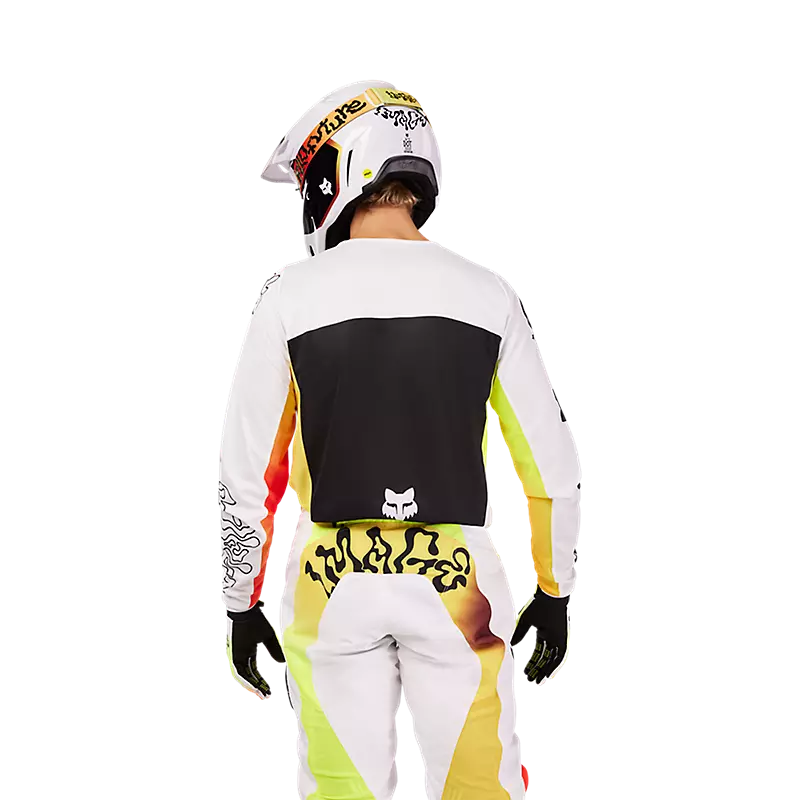 HELLO FUTURE GEAR SET