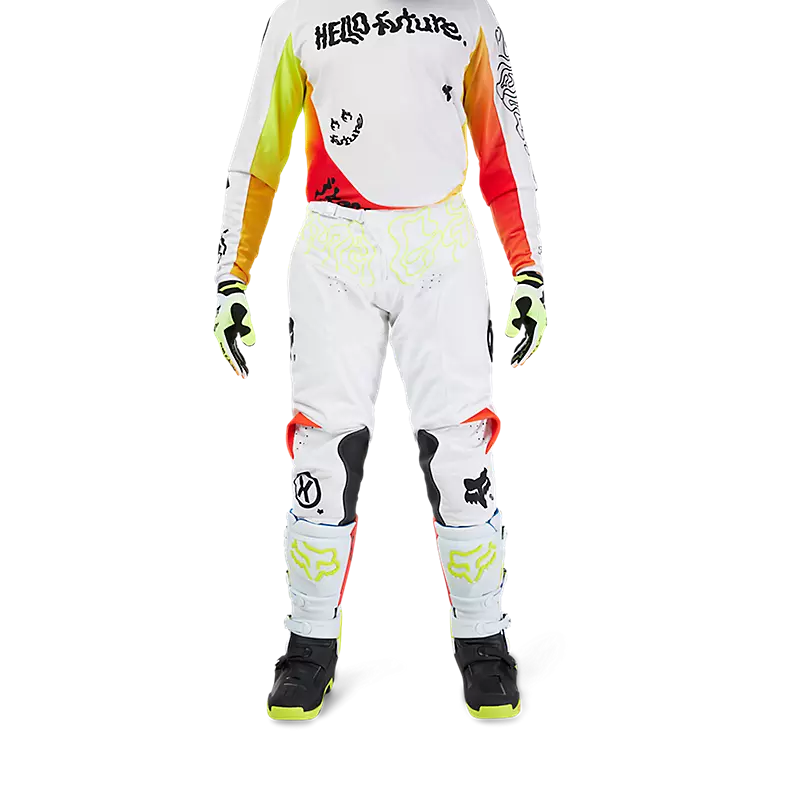 HELLO FUTURE GEAR SET
