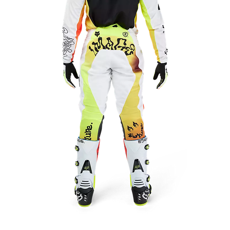 HELLO FUTURE GEAR SET