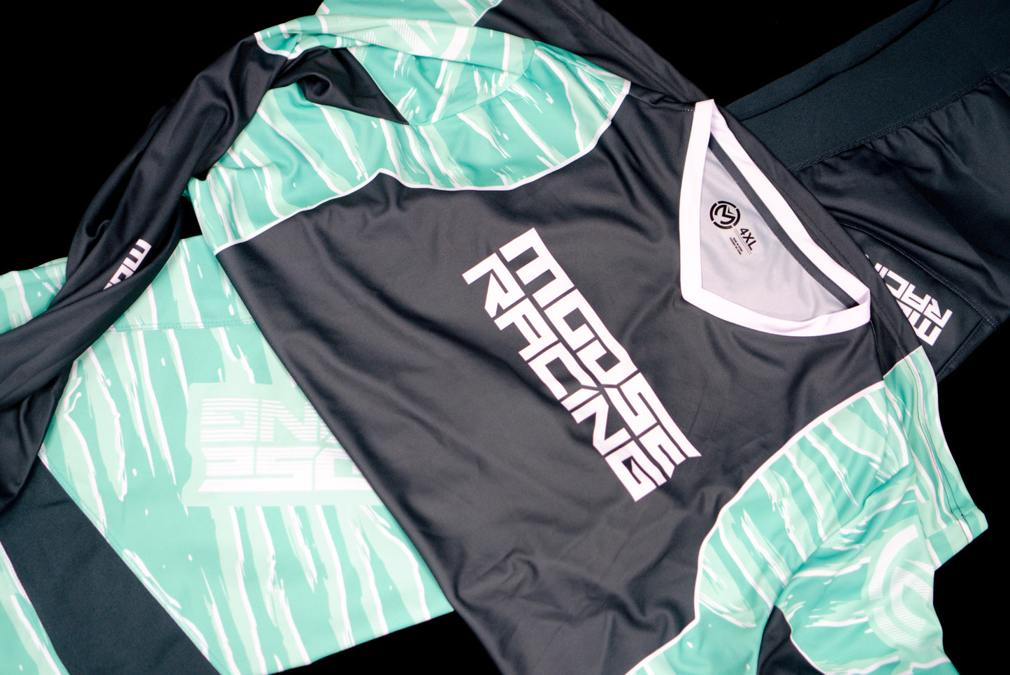 Qualifier Gear Set (Turq Boyz)