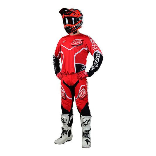SE Pro Radian Red / White Gear Set
