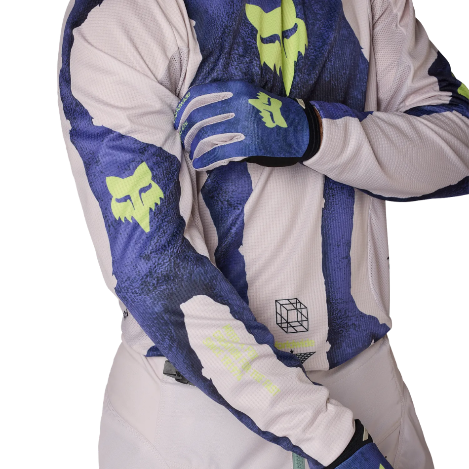 180 Awareness Limited Edition Gear Set