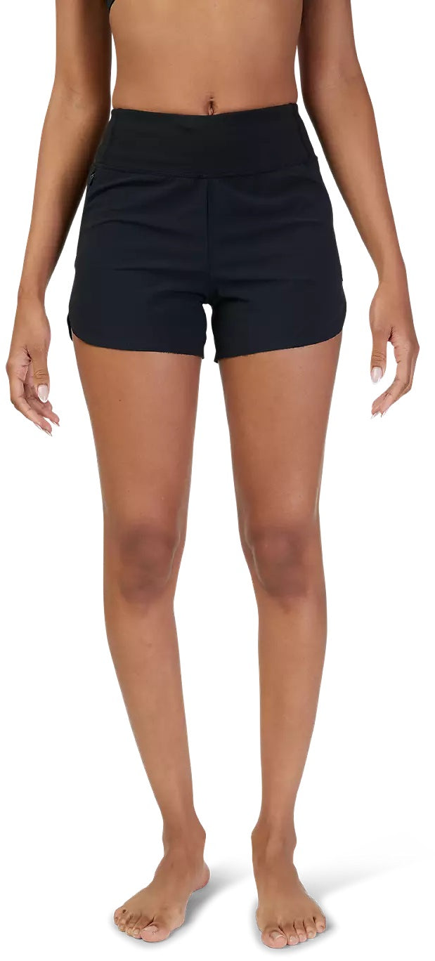 WOMENS CORE SHORT