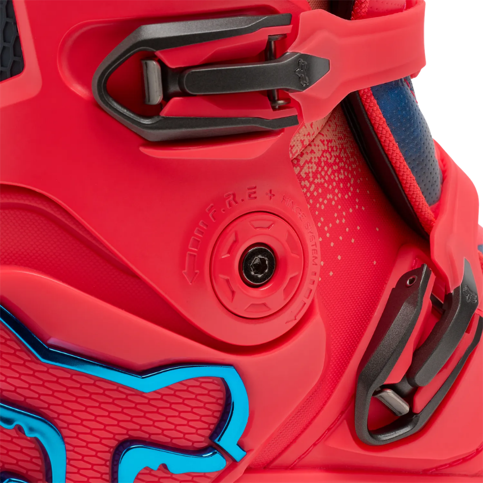 Instinct Vision Limited Edition Boots