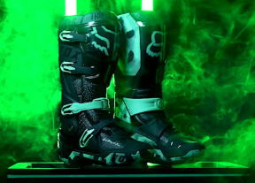 FOUNDER EDITION HELMET AND BOOT COMBO