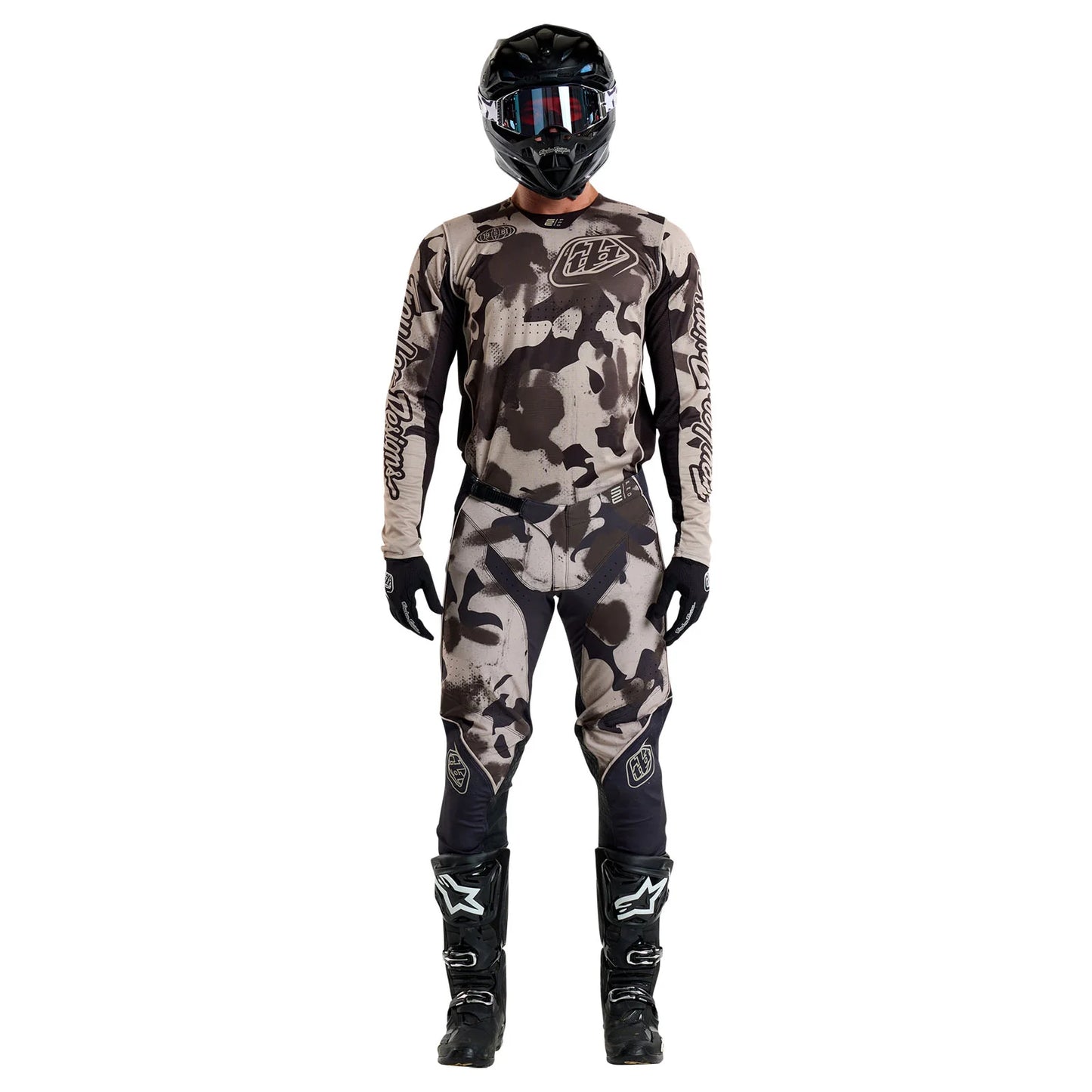 SE Pro Blotted Gear Set